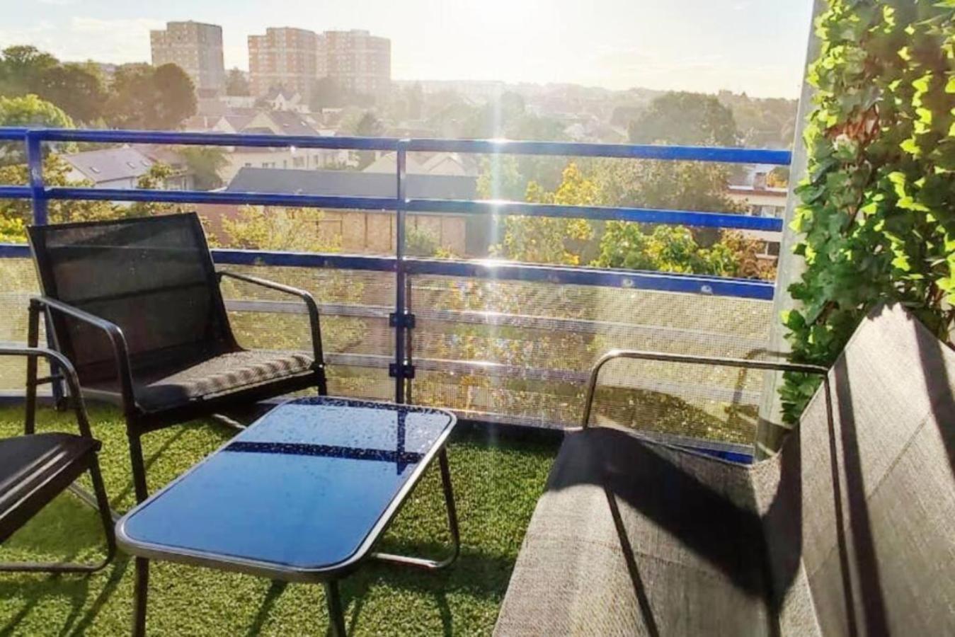 T4 Massy TGV - 80m2 avec Terrasse et bureau - proche coulée verte - idéal Pro ou Famille Extérieur photo